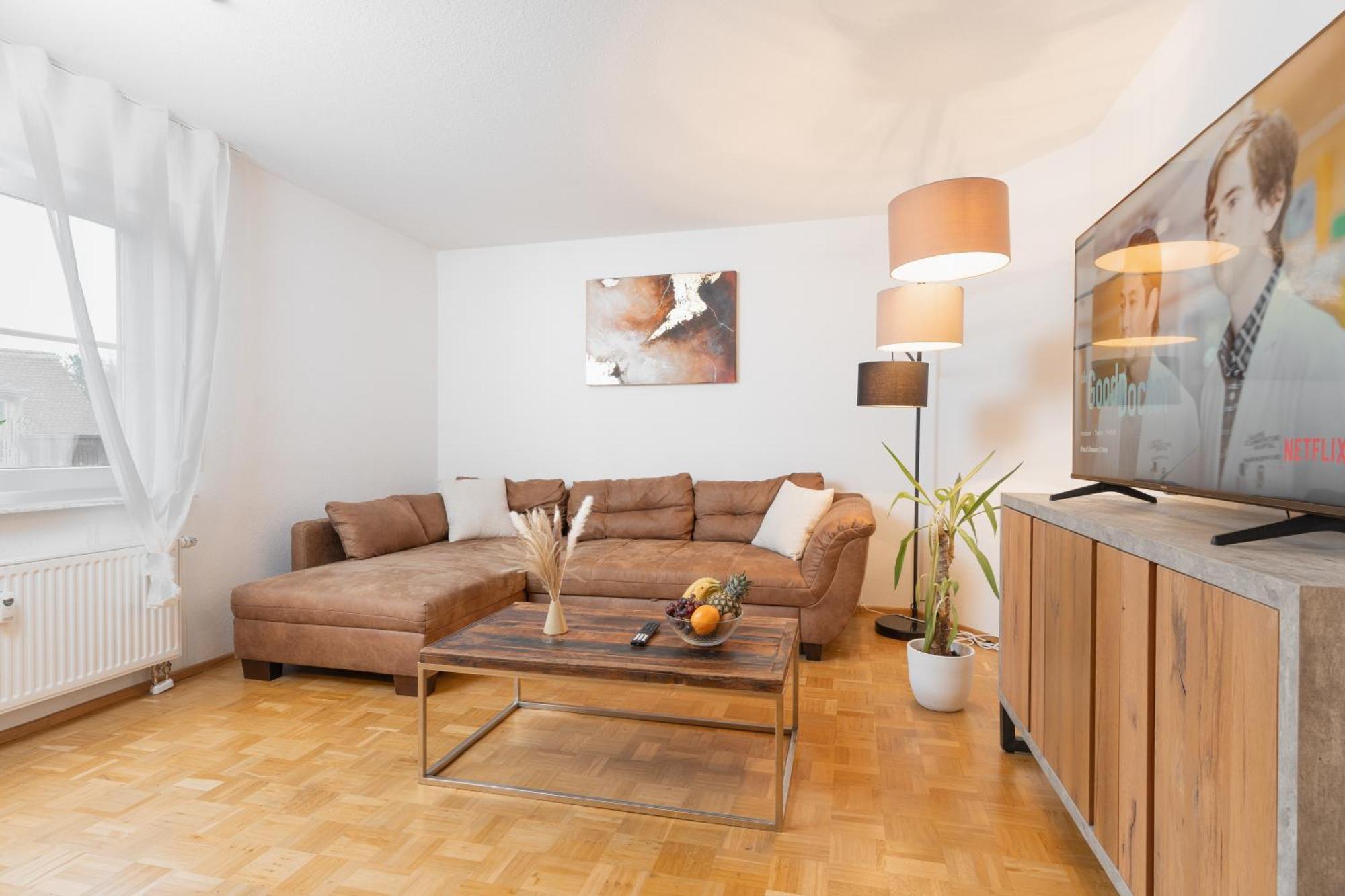 Apartment Untersee-suite Istayunixi Seenaehe-terrasse-workspace-netflix-parkplatz Radolfzell am Bodensee